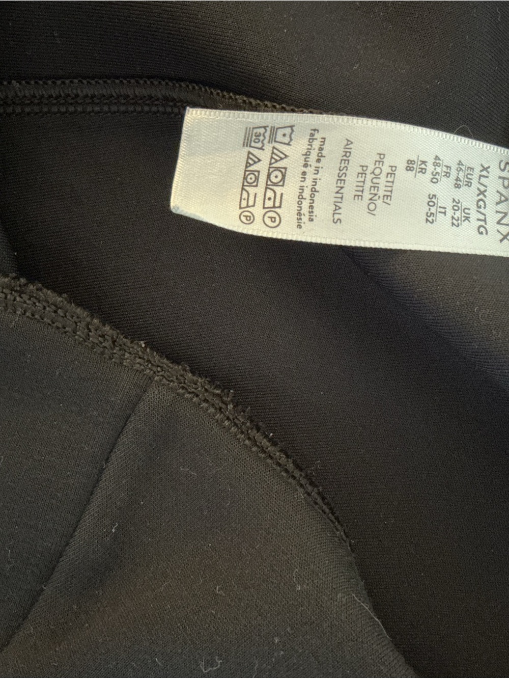 SPANX Matching Set Lounge/Travel wear - Picture 11 of 11